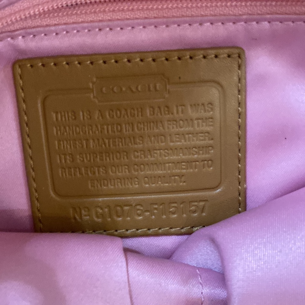 Large Coach purse - Picture 6 of 11